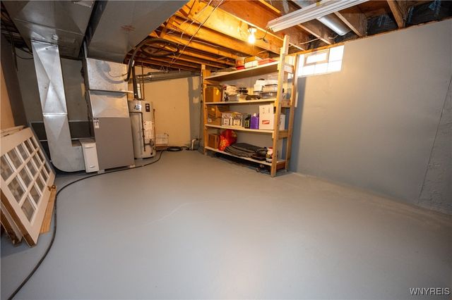 386 Old Oak Post Road, Amherst, NY 14051