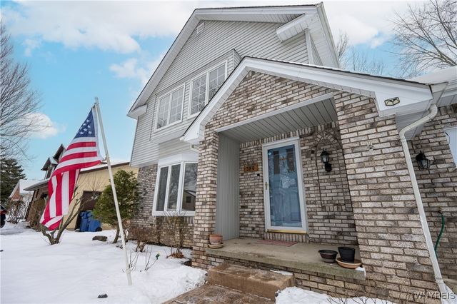 386 Old Oak Post Road, Amherst, NY 14051