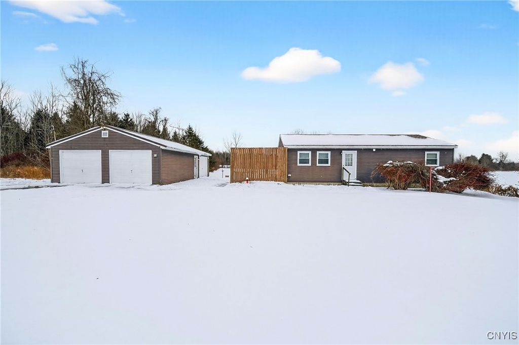 214 Baldwin Road, Volney, NY 13069