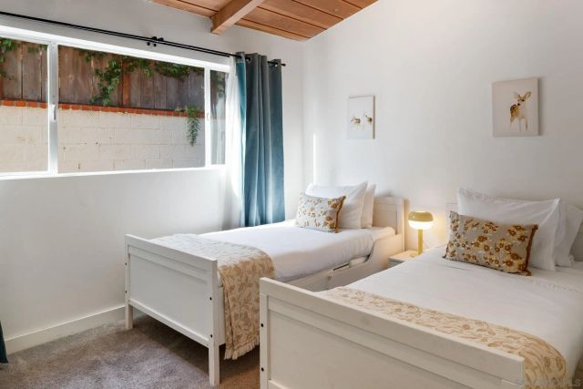 5643 Linda Rosa Ave, La Jolla, CA 92037