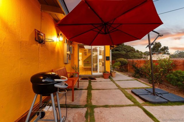 5643 Linda Rosa Ave, La Jolla, CA 92037