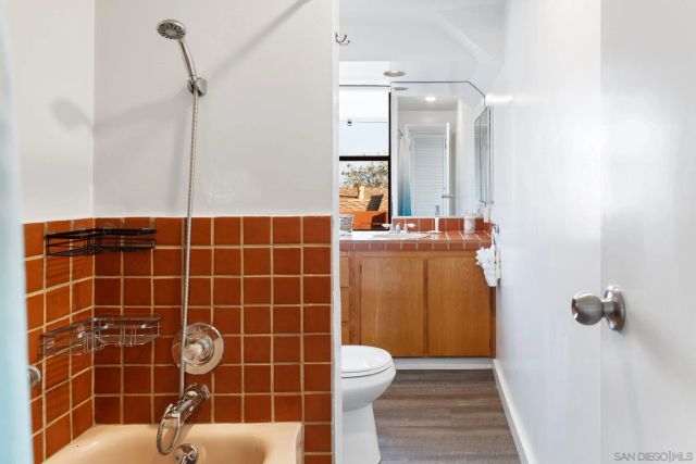 5643 Linda Rosa Ave, La Jolla, CA 92037