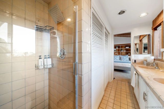 5643 Linda Rosa Ave, La Jolla, CA 92037