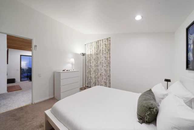 5643 Linda Rosa Ave, La Jolla, CA 92037