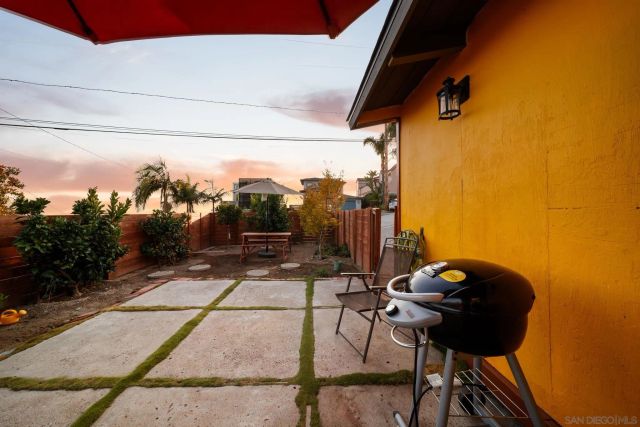 5643 Linda Rosa Ave, La Jolla, CA 92037