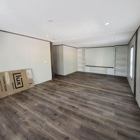 114 Leisure Street, Reevesville, SC 29471