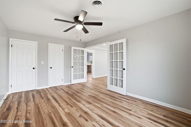 7121 Gageland Rd, Louisville, KY 40258