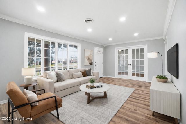 7121 Gageland Rd, Louisville, KY 40258