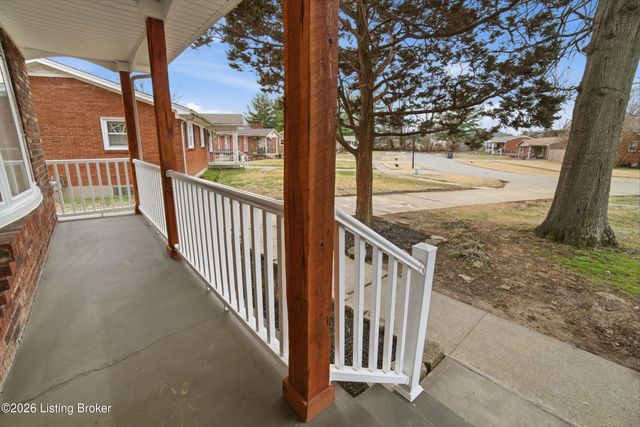 7121 Gageland Rd, Louisville, KY 40258