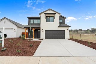 425 Maria Drive, Hollister, CA 95023