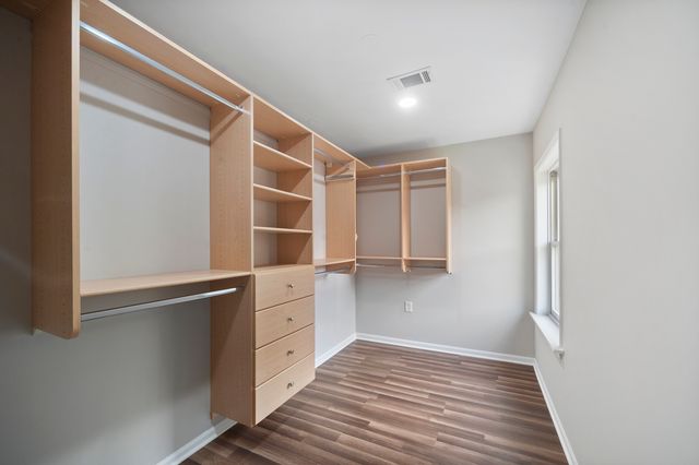 6711 N Monticello Avenue, Lincolnwood, IL 60712