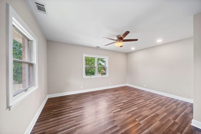 6711 N Monticello Avenue, Lincolnwood, IL 60712