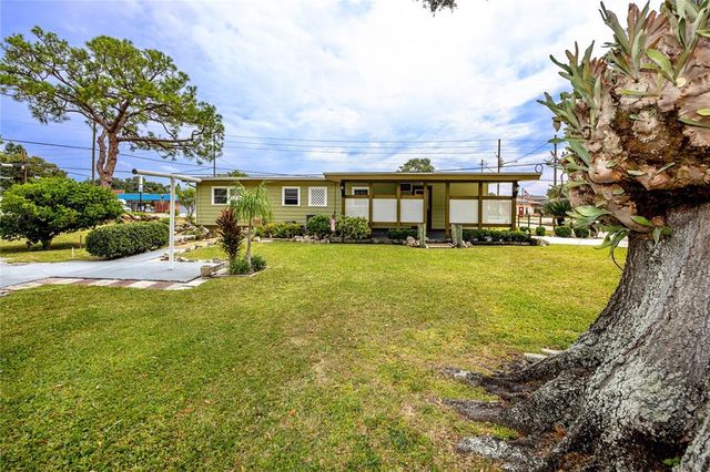 8990 60TH STREET N, Pinellas Park, FL 33782
