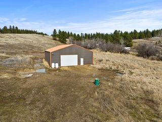 11707 E Tallman Rd, Chattaroy, WA 99003