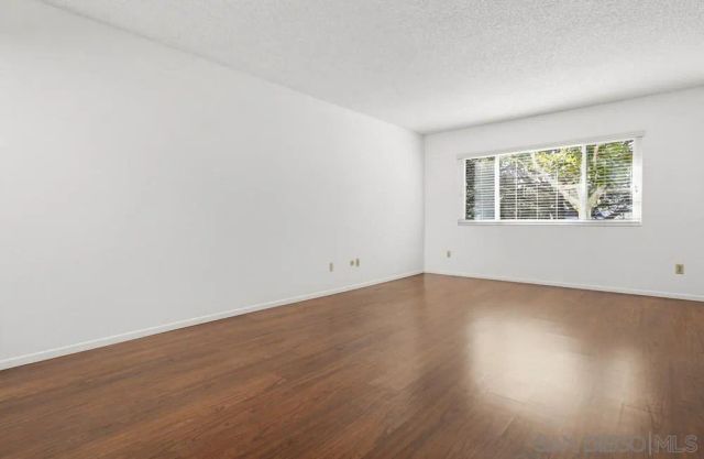 5517 Caminito Katerina, San Diego, CA 92111