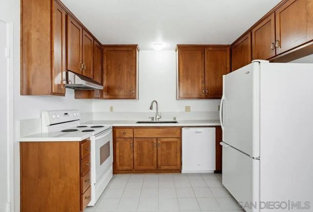 5517 Caminito Katerina, San Diego, CA 92111