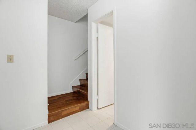 5517 Caminito Katerina, San Diego, CA 92111