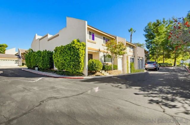 5517 Caminito Katerina, San Diego, CA 92111