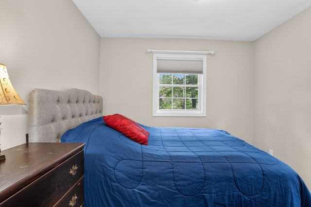 31 Coffee Street, Medway, MA 02053