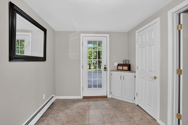 31 Coffee Street, Medway, MA 02053