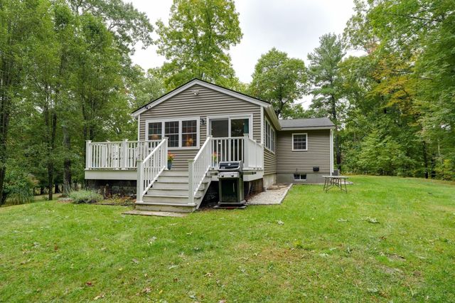 31 Coffee Street, Medway, MA 02053