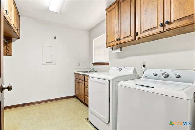 5691 Circle Oak Drive, Bulverde, TX 78163