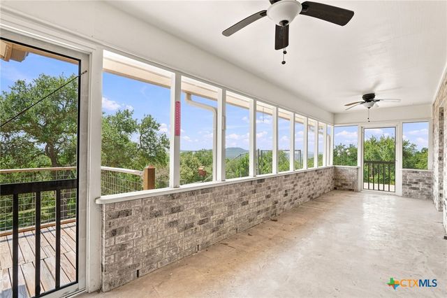 5691 Circle Oak Drive, Bulverde, TX 78163