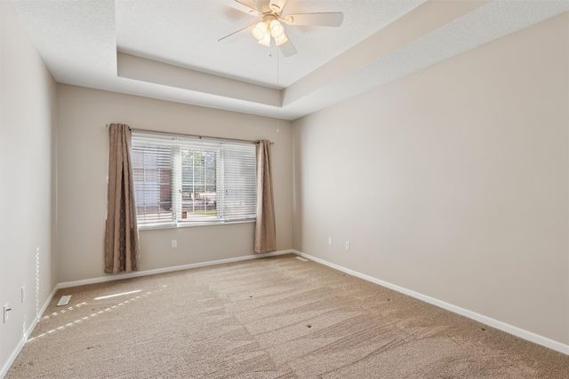 1927 NW 126th Street, Clive, IA 50325