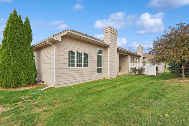 1927 NW 126th Street, Clive, IA 50325