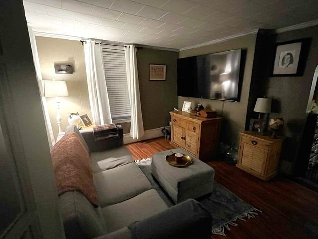 12 Laurel Avenue, Rockingham, VT 05101