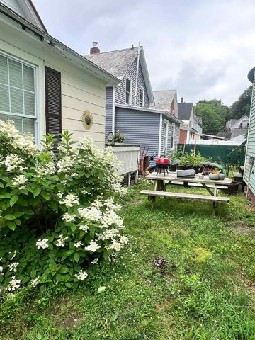 12 Laurel Avenue, Rockingham, VT 05101