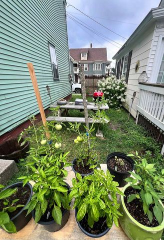 12 Laurel Avenue, Rockingham, VT 05101