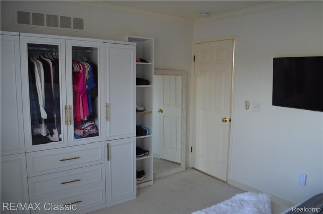 40605 Newport Drive E 294, Plymouth Charter Township, MI 48170