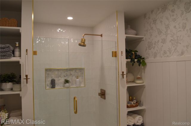 40605 Newport Drive E 294, Plymouth Charter Township, MI 48170