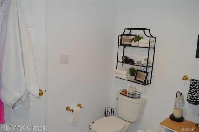 40605 Newport Drive E 294, Plymouth Charter Township, MI 48170
