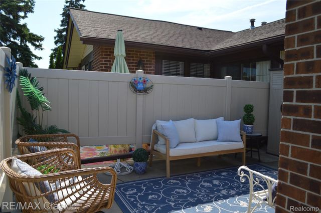 40605 Newport Drive E 294, Plymouth Charter Township, MI 48170