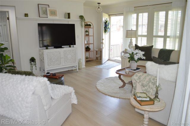 40605 Newport Drive E 294, Plymouth Charter Township, MI 48170