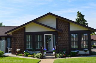 40605 Newport Drive E 294, Plymouth Charter Township, MI 48170