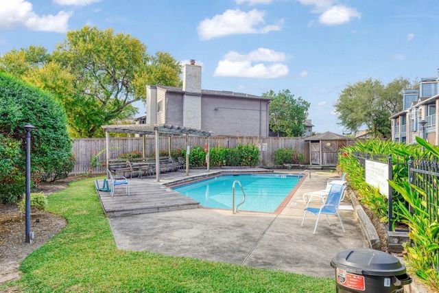 2323 Fairwind Drive 858, Houston, TX 77062