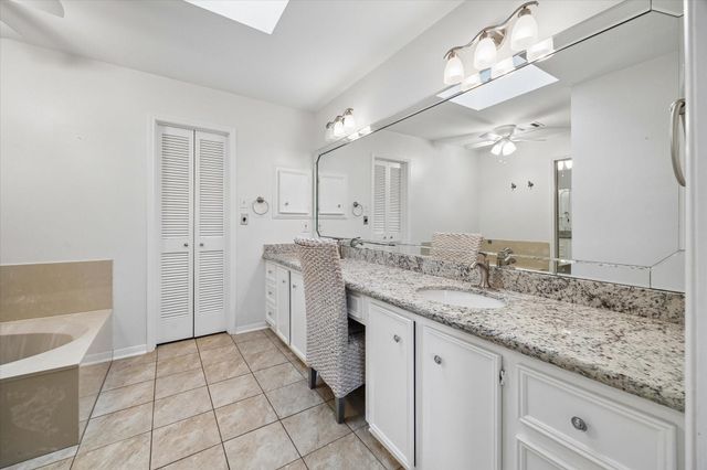 12107 Burgoyne Drive, Houston, TX 77077