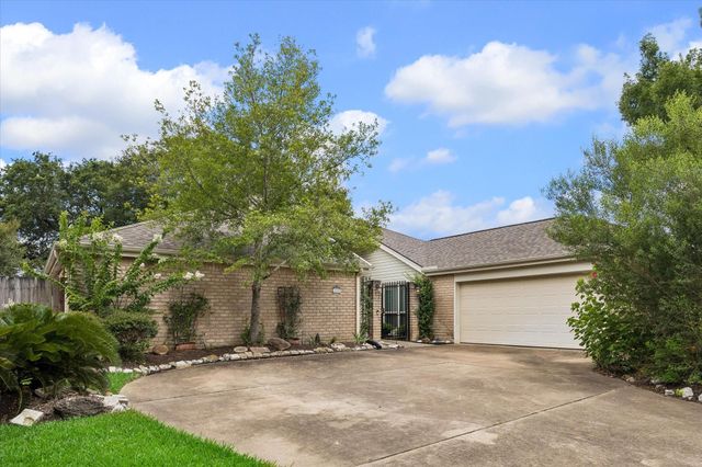 12107 Burgoyne Drive, Houston, TX 77077