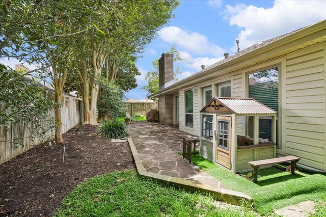 12107 Burgoyne Drive, Houston, TX 77077