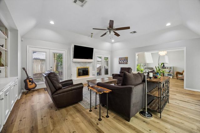 12107 Burgoyne Drive, Houston, TX 77077