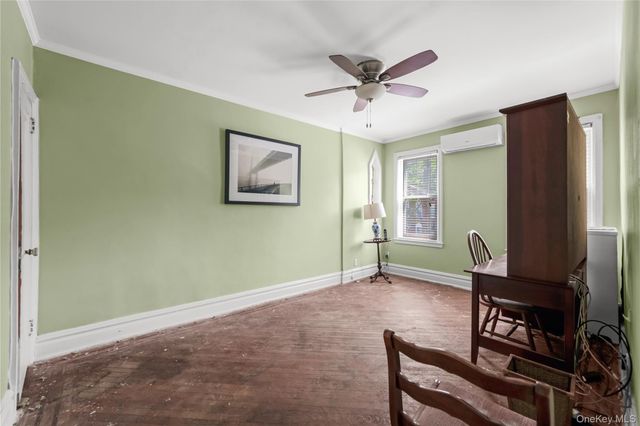 1934 E 29th Street HSE, Brooklyn, NY 11229