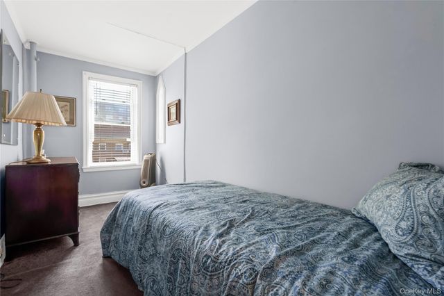 1934 E 29th Street HSE, Brooklyn, NY 11229