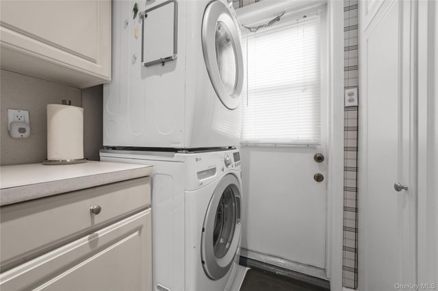 1934 E 29th Street HSE, Brooklyn, NY 11229