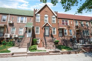 1934 E 29th Street HSE, Brooklyn, NY 11229