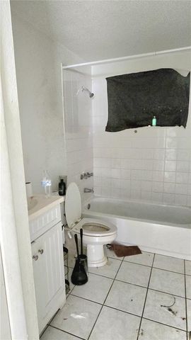 5202 N 45TH STREET, Tampa, FL 33610