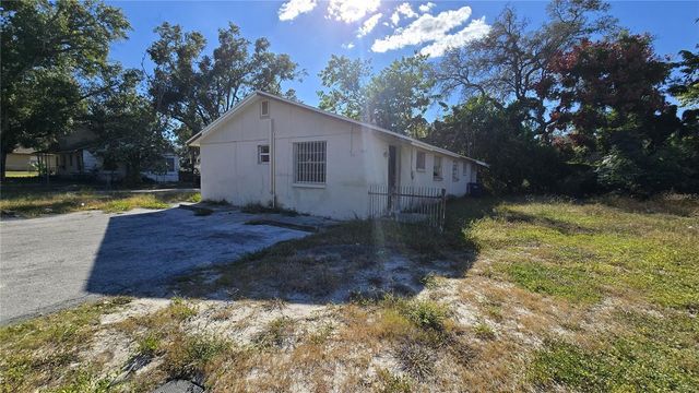 5202 N 45TH STREET, Tampa, FL 33610
