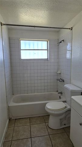 5202 N 45TH STREET, Tampa, FL 33610